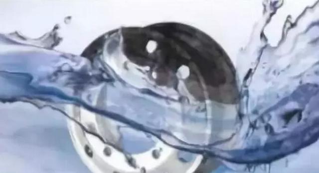 鑄造與(yu)鍛造的區别，90%的(de)車友都不知道(dao)